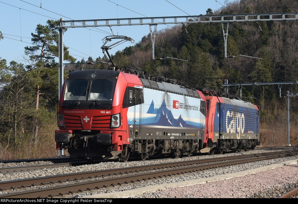 Vectron in Swiss freight transit Germany-Italy